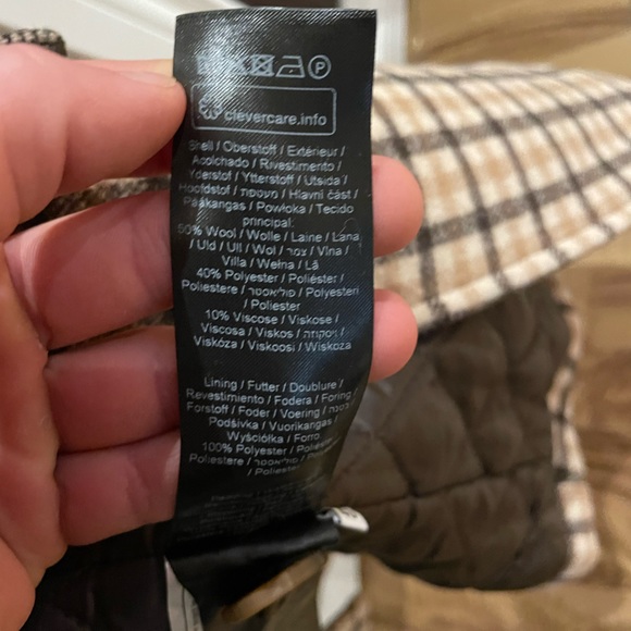 Minimum Patchy Coat - Picture 9 of 13